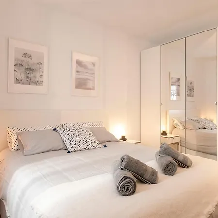 Barcelona Beach Home ברצלונה